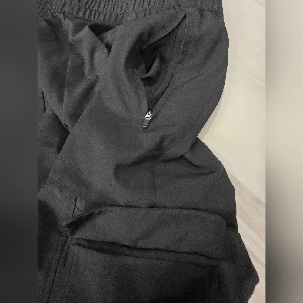 LIV Outdoor Dash Active Cargo Jogger Zip Pockets Black Size M